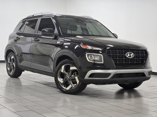 2023 Hyundai VENUE SEL