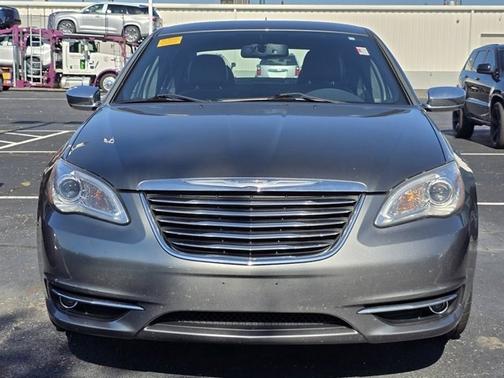 2012 Chrysler 200 Limited