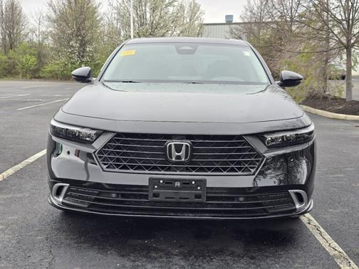 Crystal Black Pearl 2025 Honda Accord Hybrid Touring