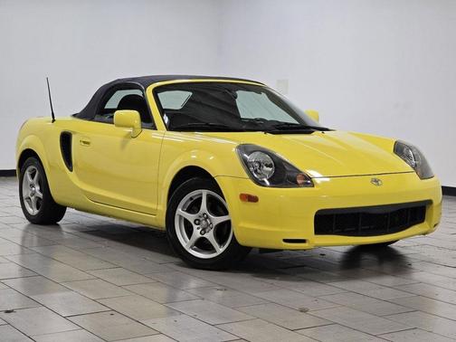2000 Toyota MR2 Base