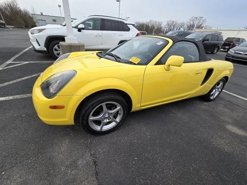 2000 Toyota MR2 Base