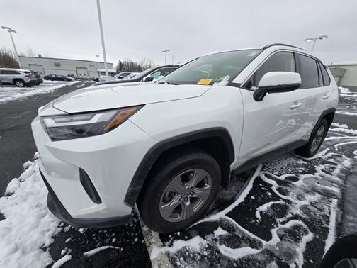 2022 Toyota RAV4 Hybrid Hybrid XLE