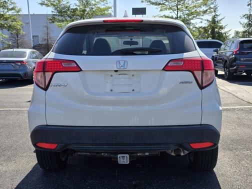 White Orchid Pearl 2017 Honda HR-V EX