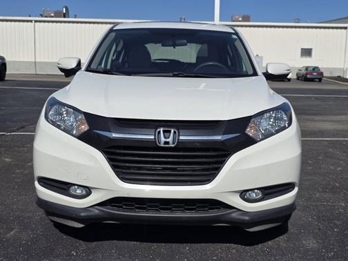 White Orchid Pearl 2017 Honda HR-V EX