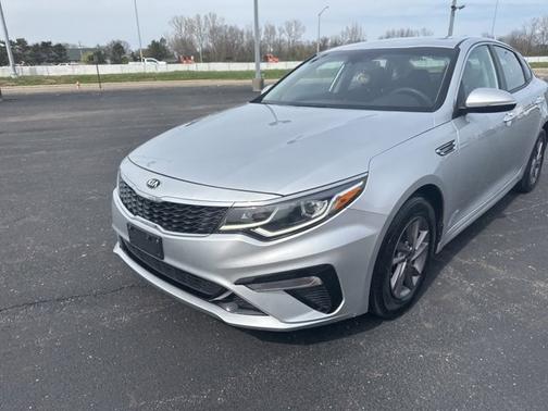 2020 Kia Optima LX