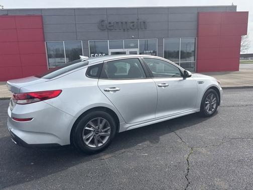 2020 Kia Optima LX