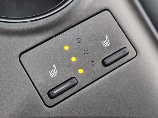 2021 Toyota Camry Hybrid XSE