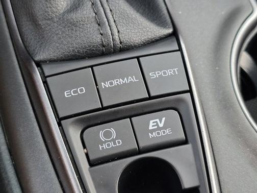 2021 Toyota Camry Hybrid XSE