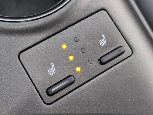 2021 Toyota Camry Hybrid XSE