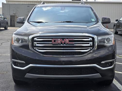 2017 GMC Acadia SLE