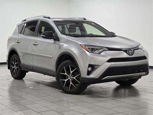 2018 Toyota RAV4 Hybrid SE
