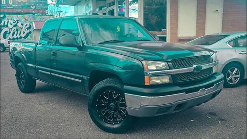 2004 Chevrolet Silverado 1500 LS Extended Cab