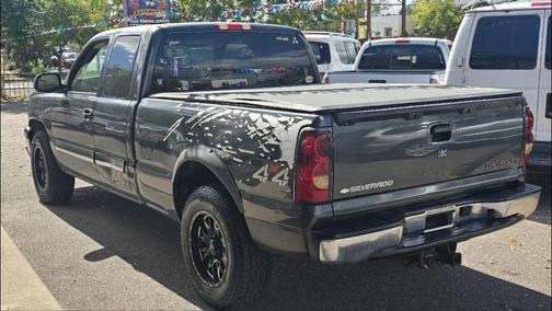 2004 Chevrolet Silverado 1500 LS Extended Cab