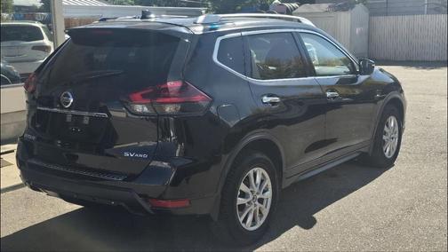 2018 Nissan Rogue SV