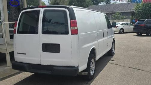 2010 Chevrolet Express 1500 Work Van