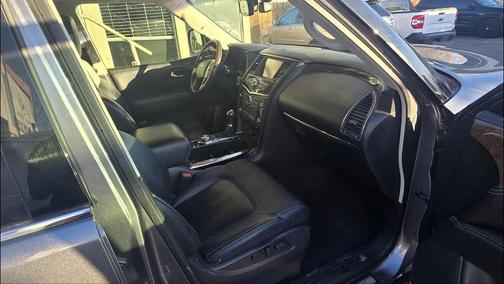 2017 INFINITI QX80 Base