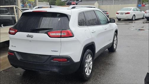Bright White Clearcoat 2015 Jeep Cherokee Latitude