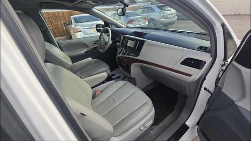 2014 Toyota Sienna Limited