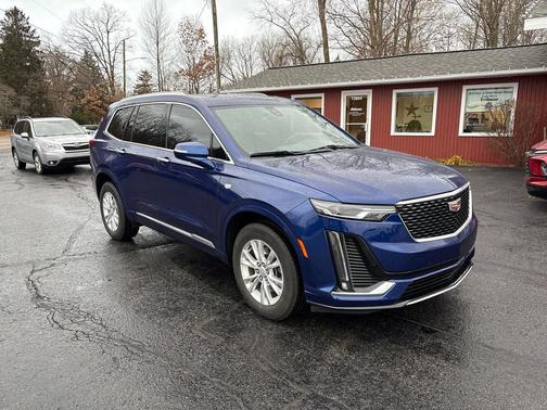 2023 Cadillac XT6 Luxury AWD