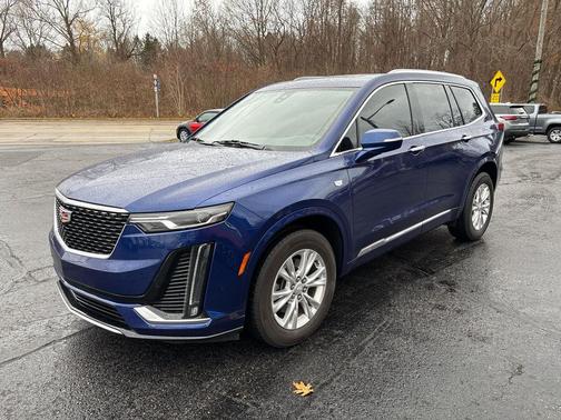 2023 Cadillac XT6 Luxury AWD