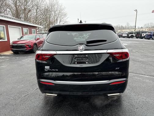 2023 Buick Enclave Essence AWD
