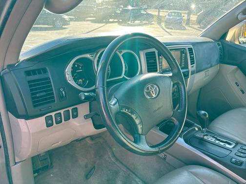 2005 Toyota 4Runner Limited V8