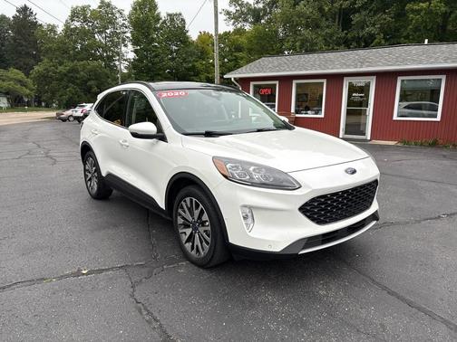 2020 Ford Escape Titanium
