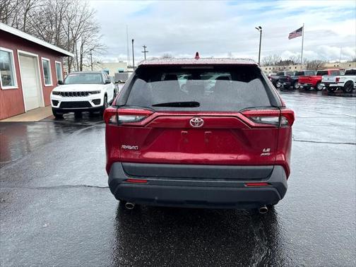 2022 Toyota RAV4 LE