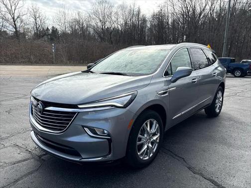 2023 Buick Enclave Essence AWD