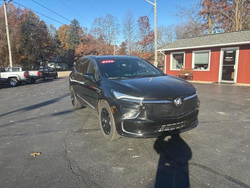 2023 Buick Enclave Essence AWD