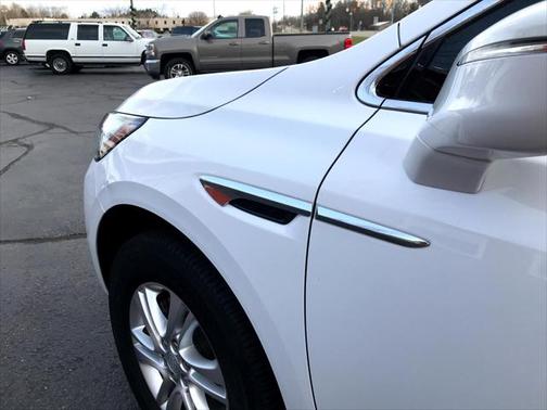 2020 Buick Enclave FWD Essence