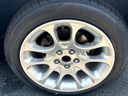 2001 Jaguar XKR Base