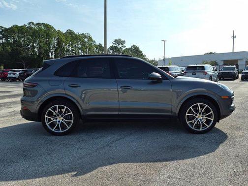Black 2019 Porsche Cayenne Cayenne E-Hybrid