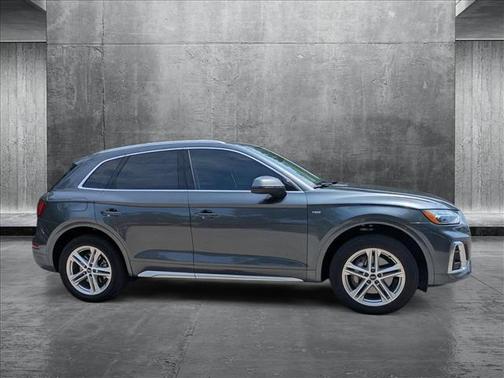 2021 Audi Q5 Premium 55 TFSI e quattro S tronic