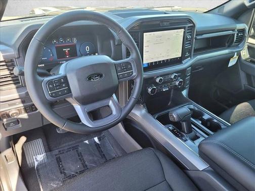 Agate Black Metallic 2026 Ford F-150 XLT