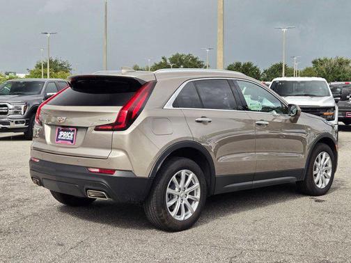 2023 Cadillac XT4 Luxury