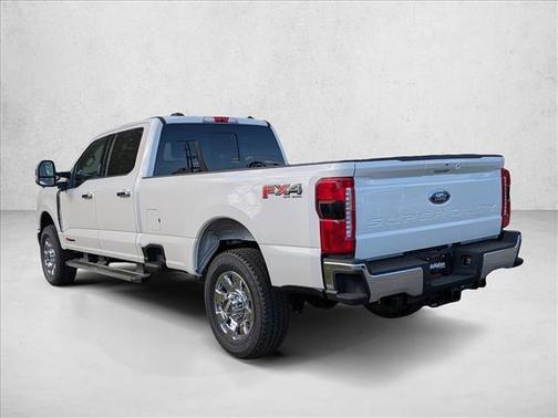 Star White Metallic Tri-Coat 2026 Ford F-350 Lariat