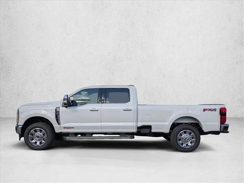 Star White Metallic Tri-Coat 2026 Ford F-350 Lariat