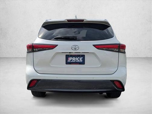 Blizzard Pearl 2020 Toyota Highlander Limited