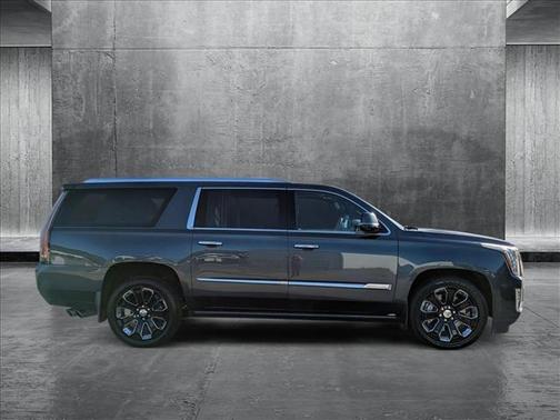 2019 Cadillac Escalade ESV Platinum