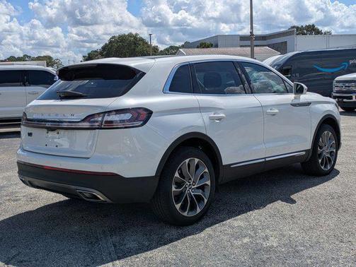 2022 Lincoln Nautilus Reserve
