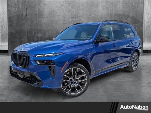 2023 BMW X7 M60i