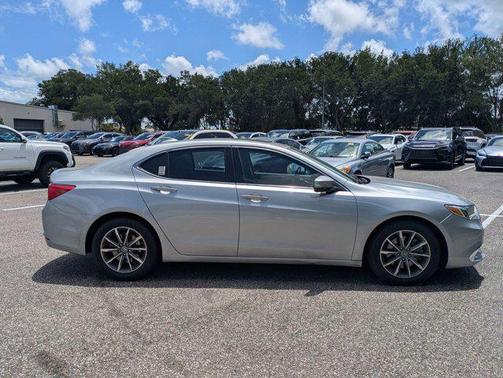 Lunar Silver Metallic 2018 Acura TLX Base