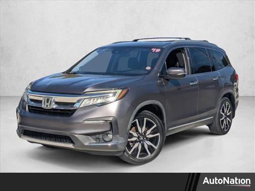 2019 Honda Pilot Touring 8-Passenger