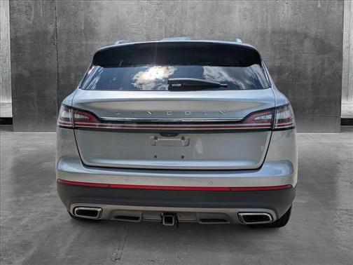 2022 Lincoln Nautilus Standard