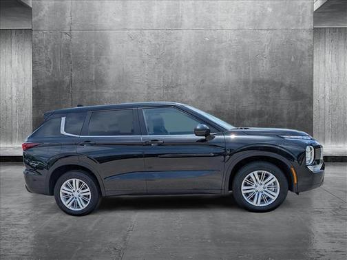2024 Mitsubishi Outlander ES 2.5 2WD