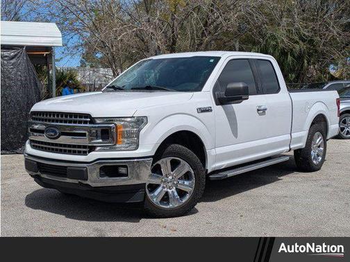 Oxford White 2019 Ford F-150 XLT