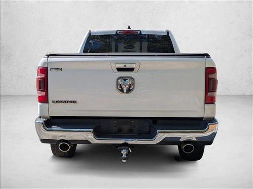 Bright White Clearcoat 2020 RAM 1500 Laramie