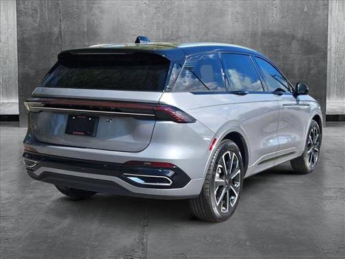 2025 Lincoln Nautilus Reserve