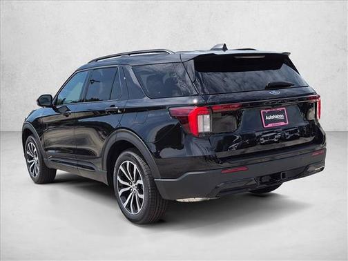 Agate Black Metallic 2026 Ford Explorer ST-Line